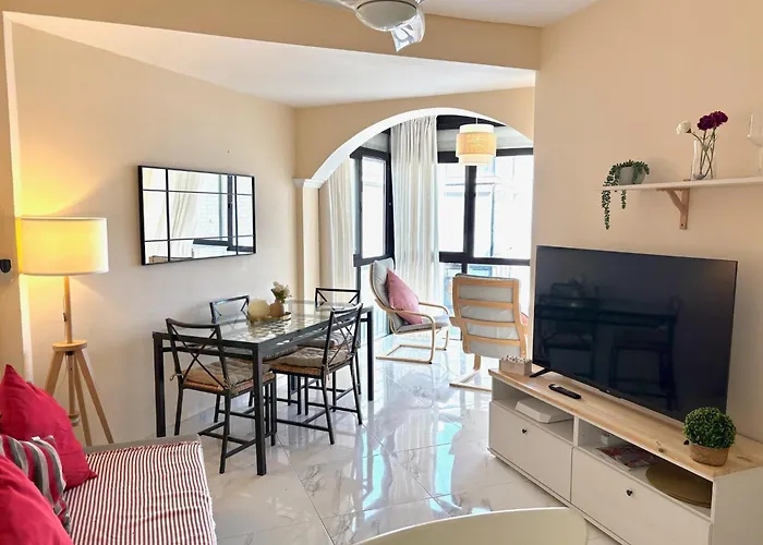 Primera Linea De Playa Apartment Marbella