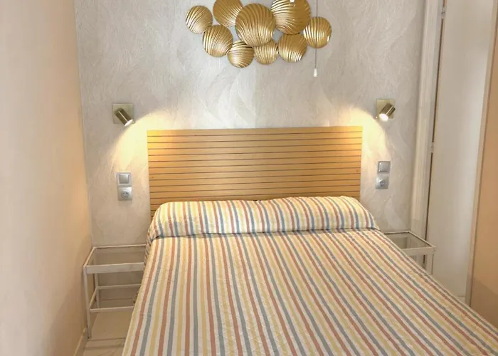 Primera Linea De Playa Apartment Marbella